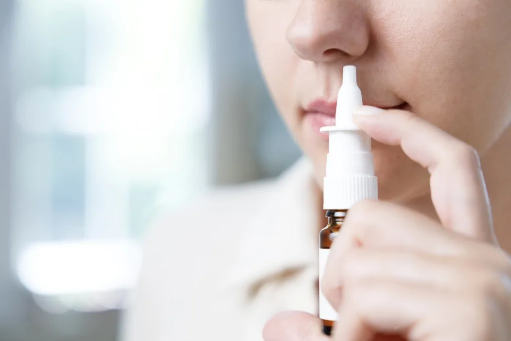 bihåleinflammation-behandling-nässpray